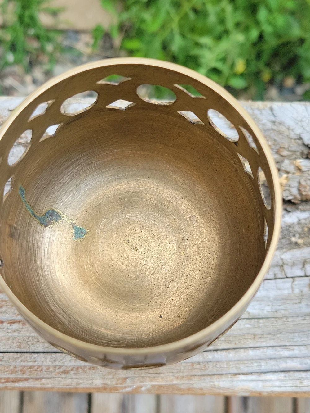 N/A elegant brass